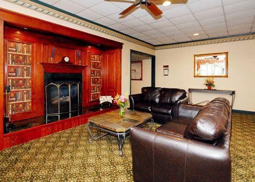 Econo Lodge Inn & Suites Огаста Интерьер фото
